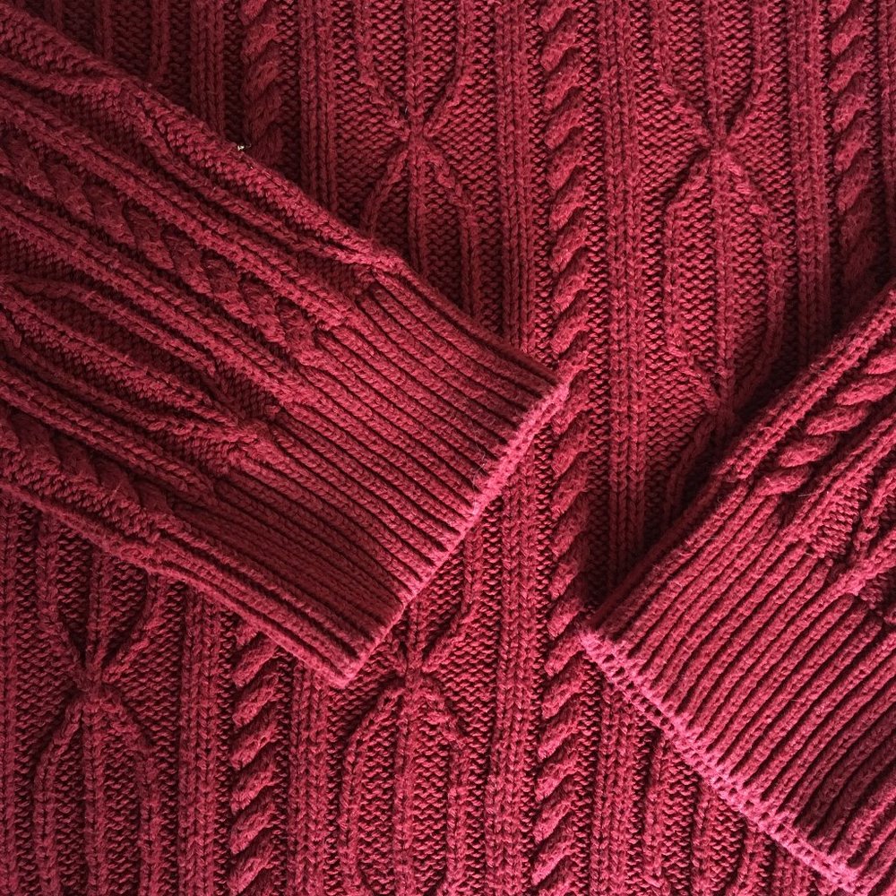 SOLD🍒Vintage Cherry Red Turtleneck Knit Sweater🍒 - Picture 4 of 5